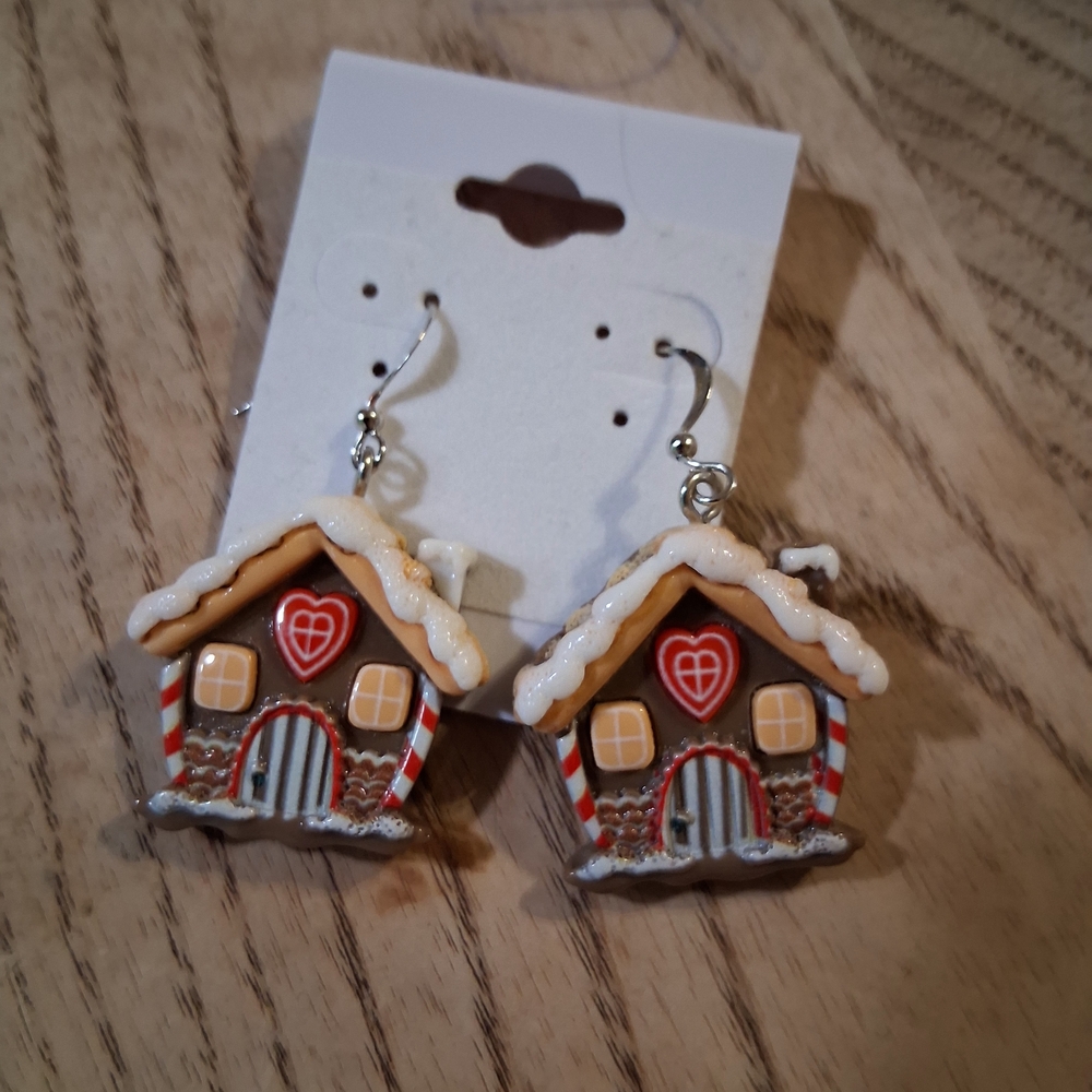 Charming Gingerbread House Earrings